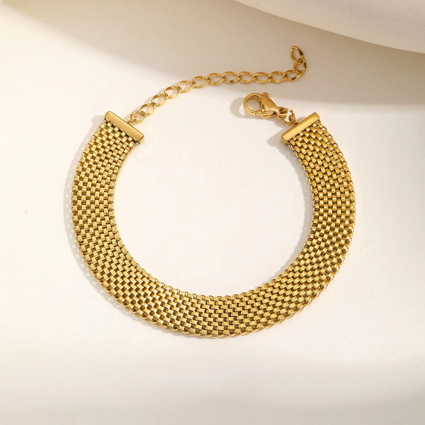 Luxe Maille Dorée Bracelet