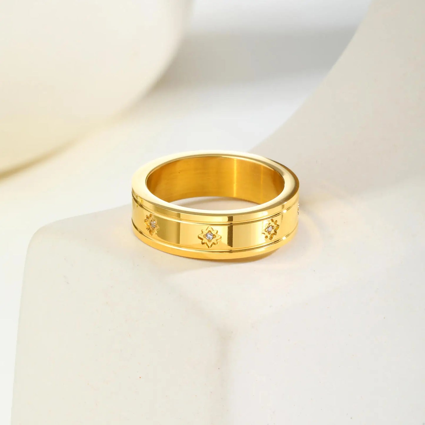 Étoile d’Or Ring