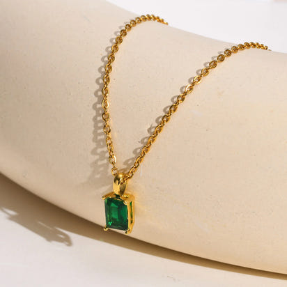 Éclat Pendant Necklace