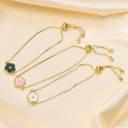 Fleur Élégante Bracelet