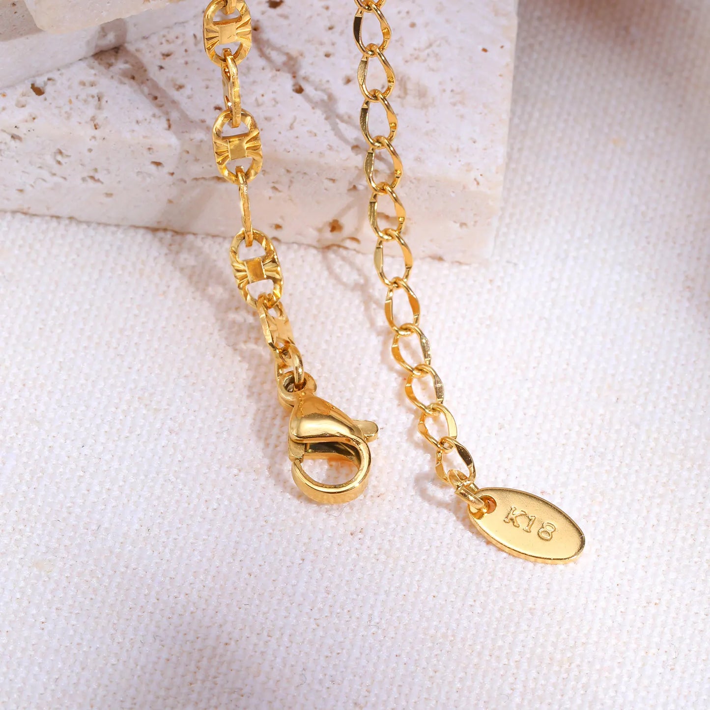Gold Mini Link Bracelet
