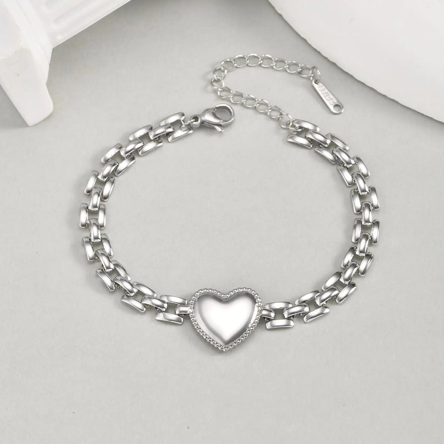 Amour Heart Link Bracelet