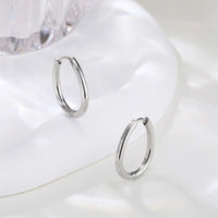 Élégance Pure Hoop Earrings